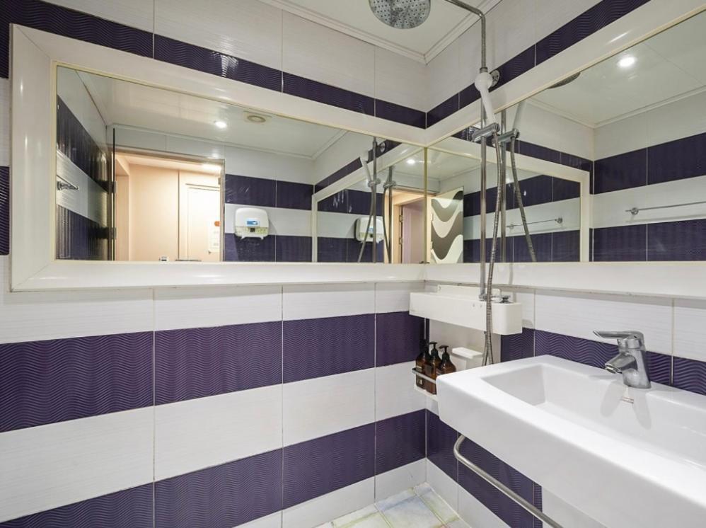 9 To 9 Motel Gimhae Δωμάτιο φωτογραφία